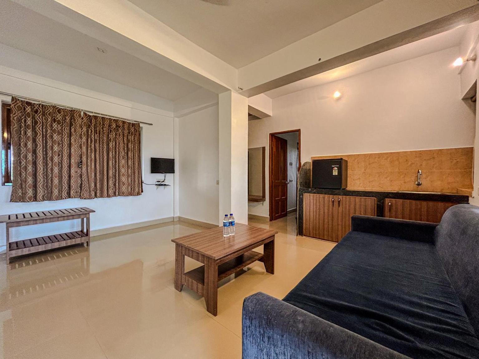 La Costa Residency Hotel Anjuna Buitenkant foto