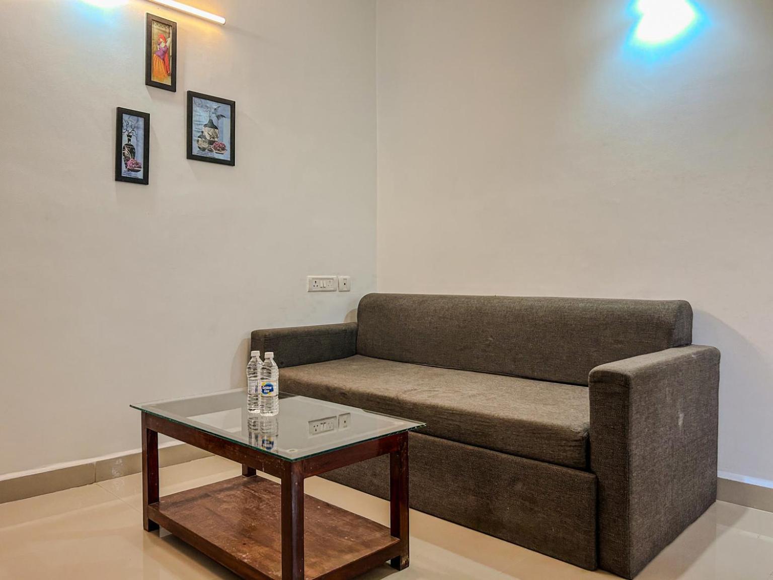 La Costa Residency Hotel Anjuna Buitenkant foto